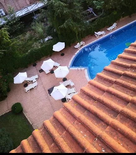 Golden Dreams * ساني بيتش